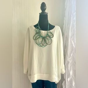 Rose + Olive tunic style batwing top size large cream